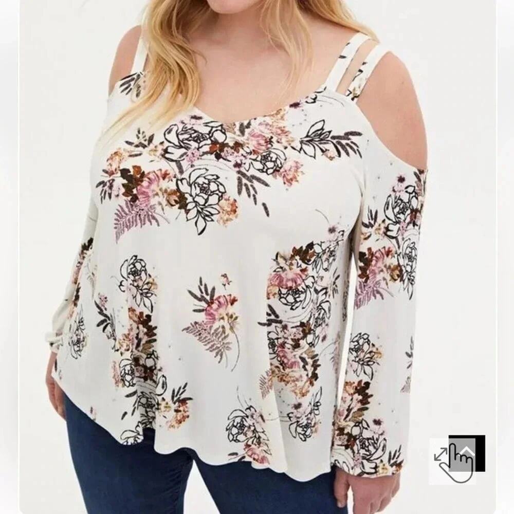 Torrid White Floral Crepe saloon sleeve‎ cold shoulder blouse bohemian plus size